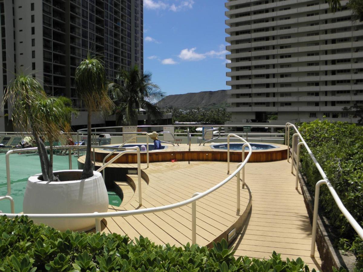 Waikiki Banyan: Diamond Head And Ocean View Condo! Honolulu Kültér fotó