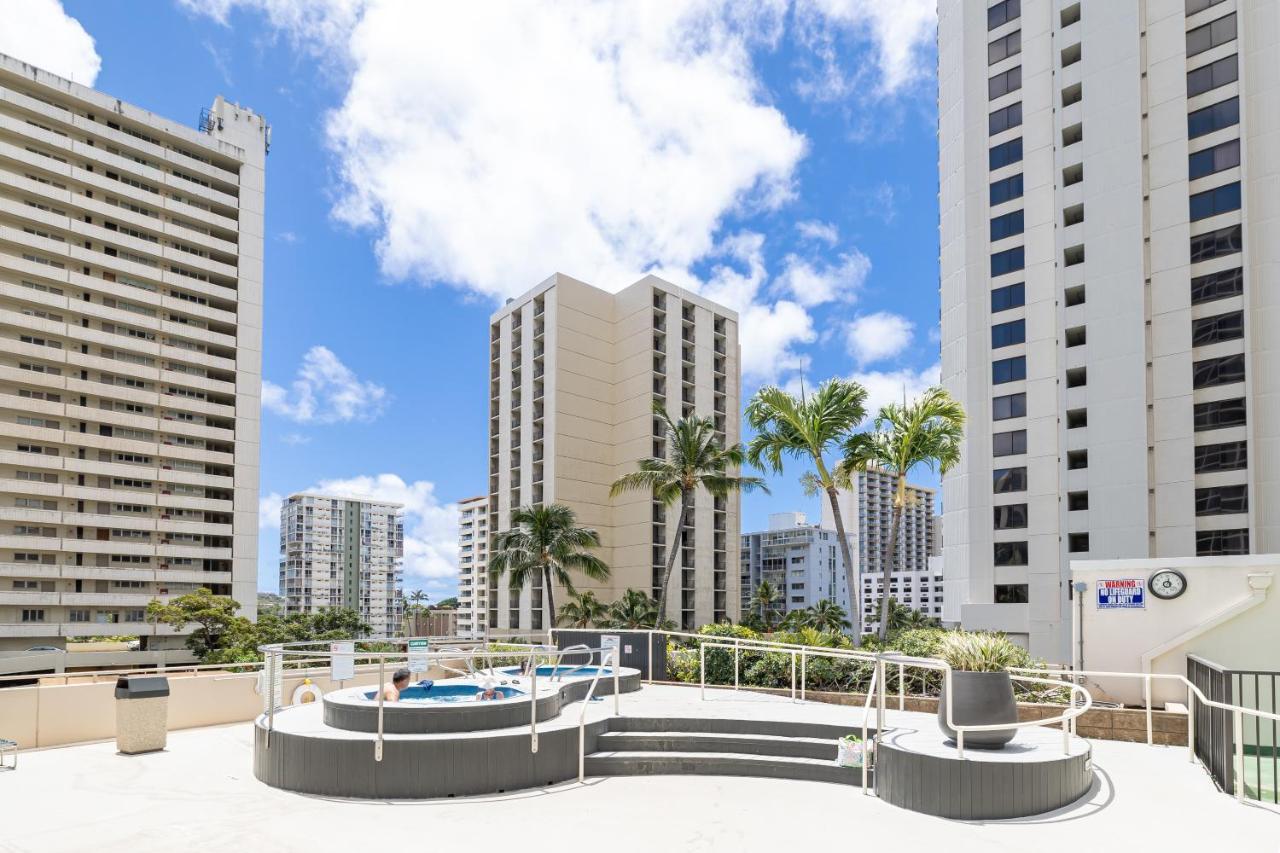 Waikiki Banyan: Diamond Head And Ocean View Condo! Honolulu Kültér fotó