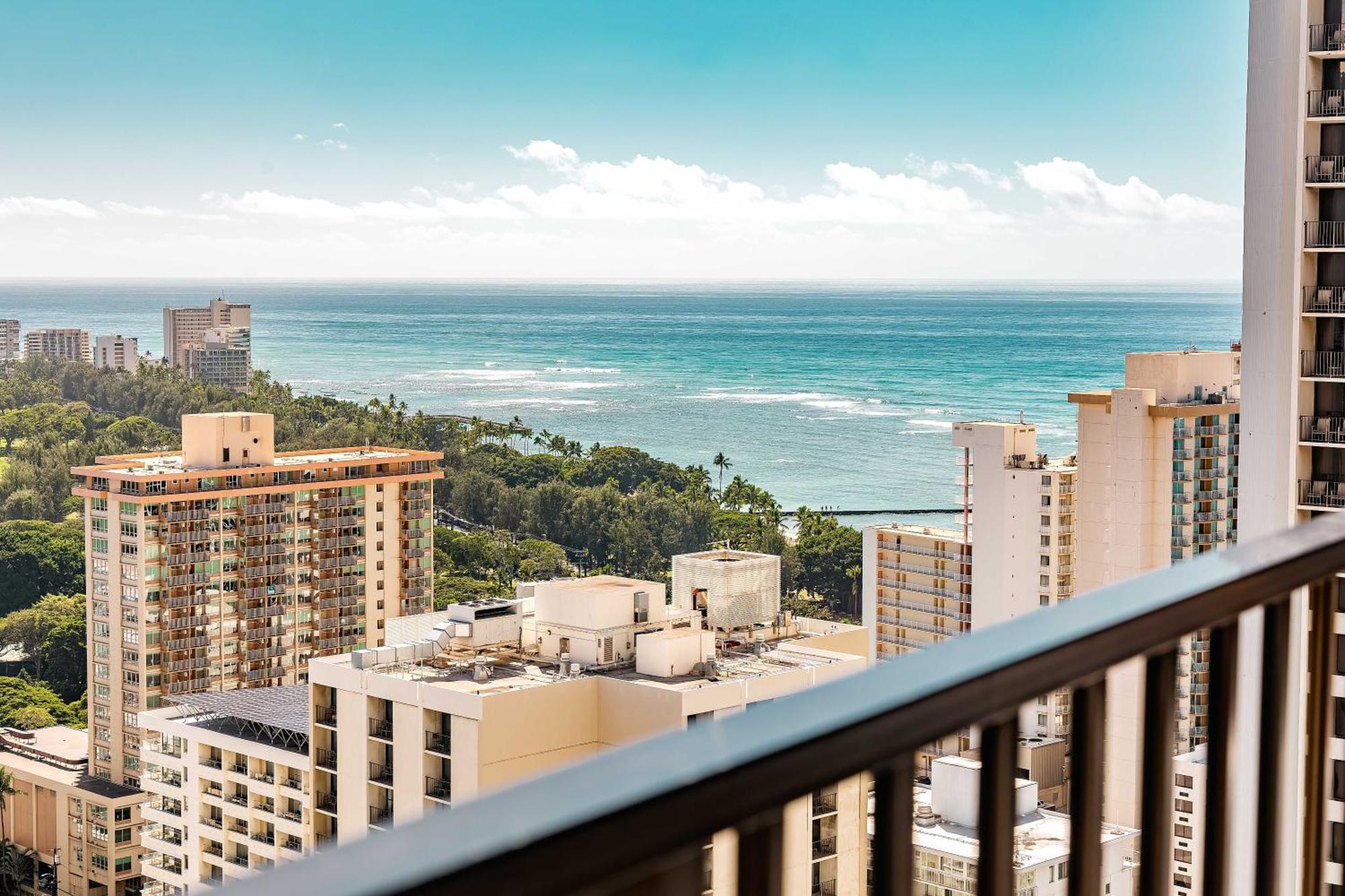 Waikiki Banyan: Diamond Head And Ocean View Condo! Honolulu Kültér fotó