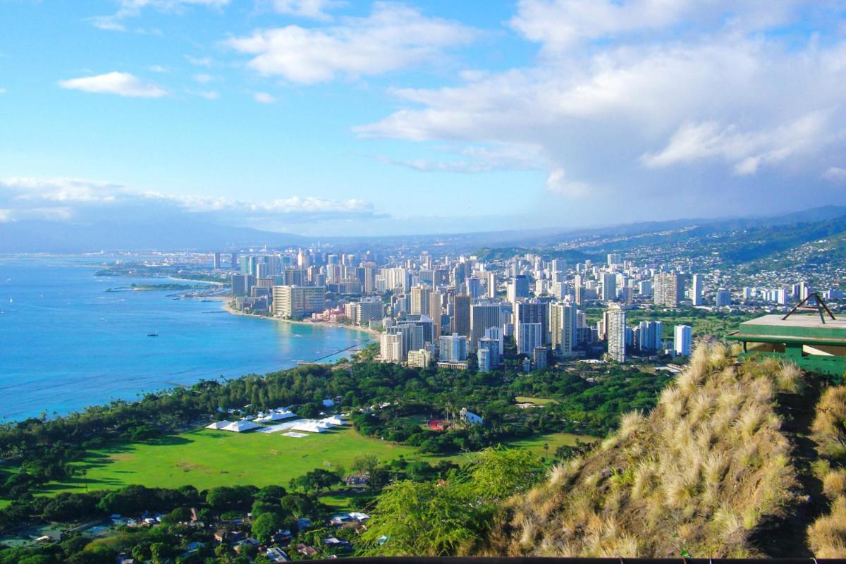 Waikiki Banyan: Diamond Head And Ocean View Condo! Honolulu Kültér fotó